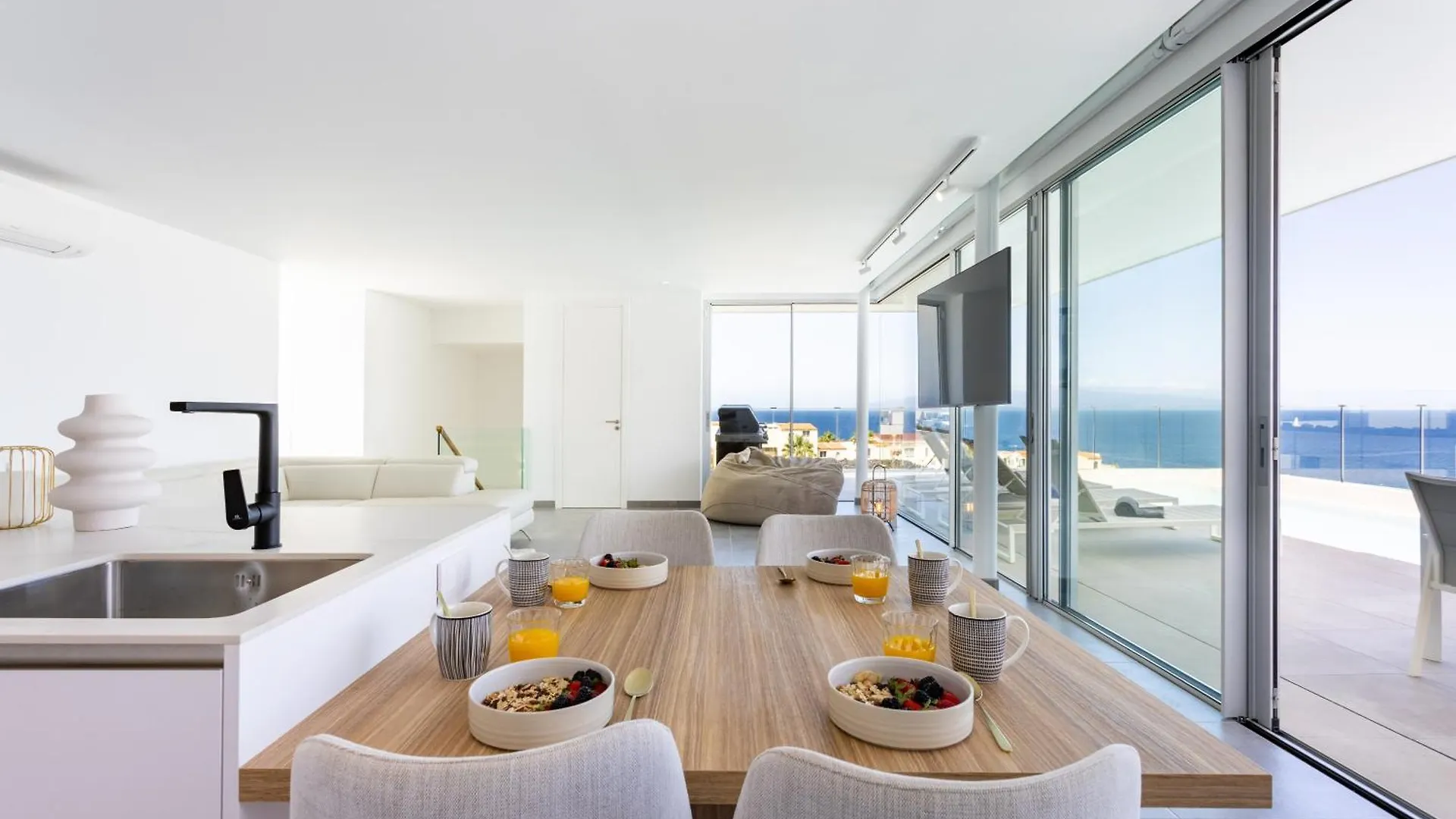 Sybaris Villa 09 By Smart Holiday Costa Adeje  Spanien