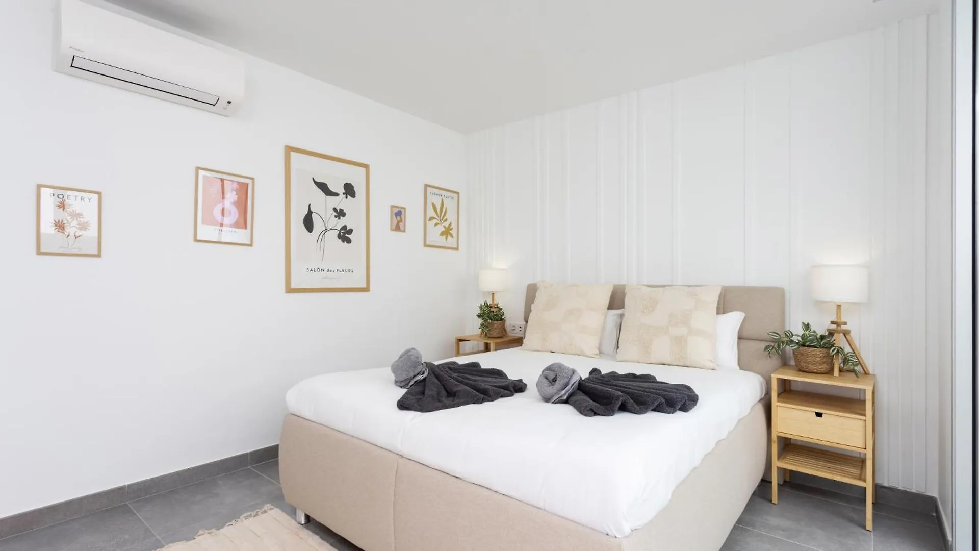 Sybaris Villa 09 By Smart Holiday 阿德耶