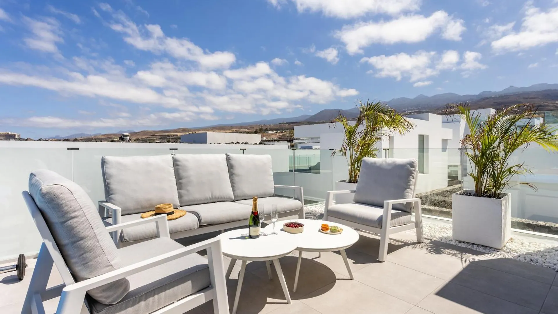 Sybaris Villa 09 By Smart Holiday 阿德耶